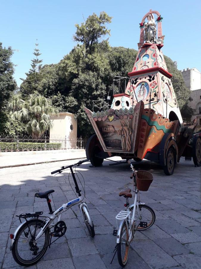 Acomodação com café da manhã  Piazza Marina Palermo